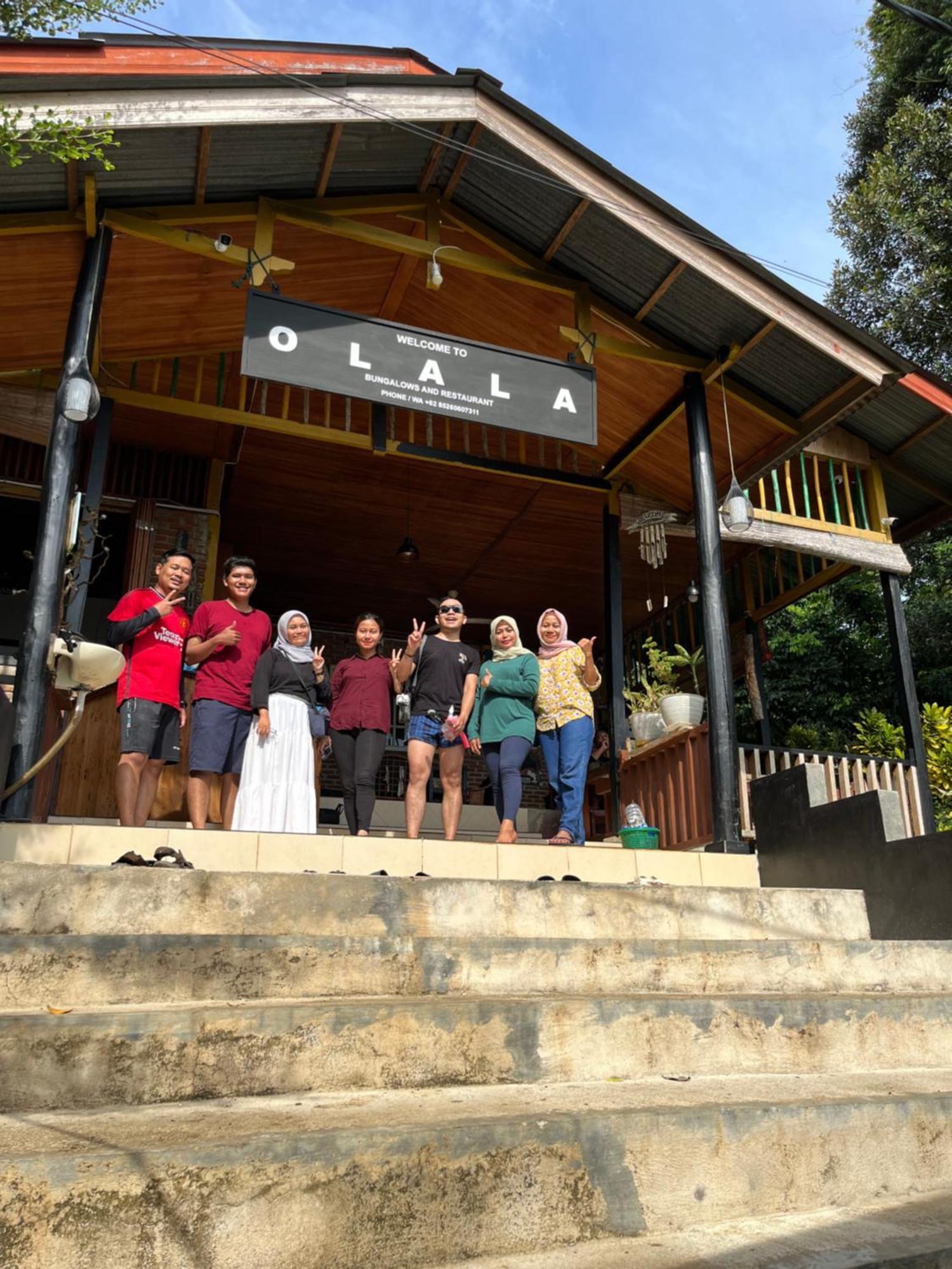 Olala Bungalows And Restaurant Sabang  Exterior photo